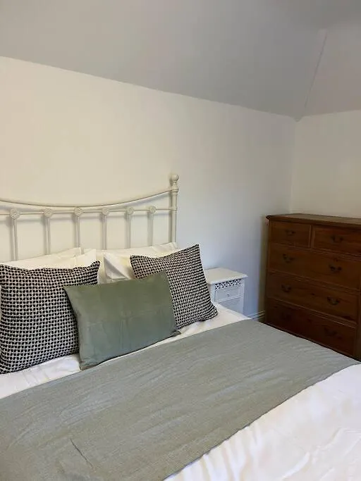 Station House-Hinton Admiral Villa Christchurch  United Kingdom
